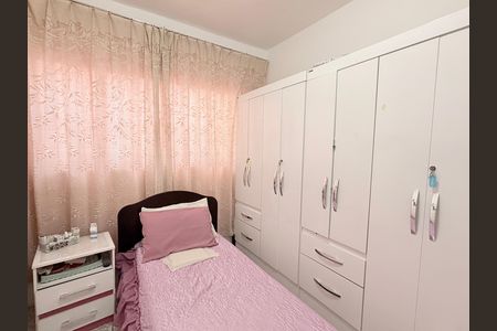 Casa à venda com 234m², 4 quartos e 2 vagasQuarto 1 - Casa 2