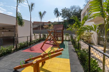 Apartamento para alugar com 54m², 2 quartos e 1 vaga Apartamento para alugar com 54m², 2 quartos e 1 vagaÁrea comum - Playground