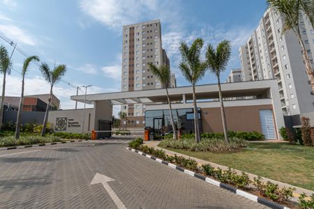 Apartamento para alugar com 54m², 2 quartos e 1 vaga Apartamento para alugar com 54m², 2 quartos e 1 vagaFachada e portaria