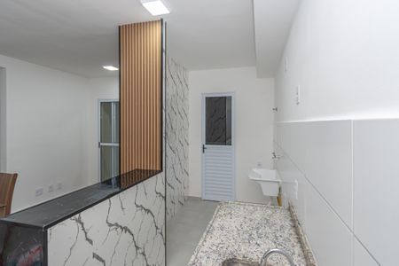 Apartamento para alugar com 54m², 2 quartos e 1 vaga Apartamento para alugar com 54m², 2 quartos e 1 vagaCozinha e Área de Serviço