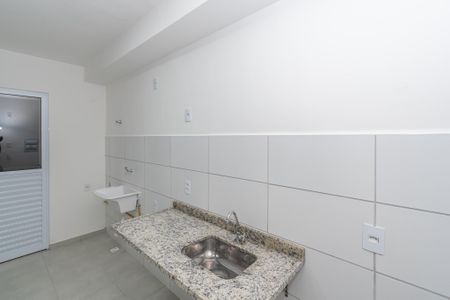 Apartamento para alugar com 54m², 2 quartos e 1 vaga Apartamento para alugar com 54m², 2 quartos e 1 vagaCozinha e Área de Serviço