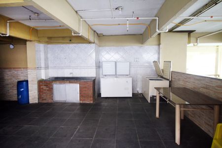 Apartamento para alugar com 95m², 3 quartos e 1 vagaÁrea comum - Salão de festas