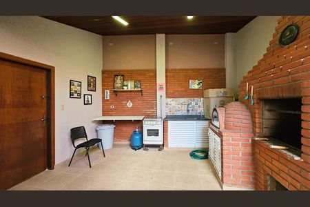Casa à venda com 241m², 4 quartos e 4 vagas