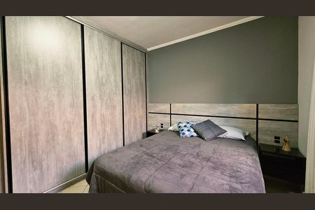 Casa à venda com 241m², 4 quartos e 4 vagas