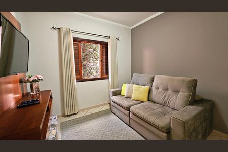 Casa à venda com 241m², 4 quartos e 4 vagas