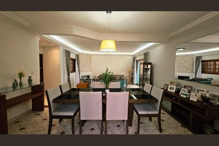 Casa à venda com 4 quartos, 241m² em Jardim Paulista I, Jundiaí