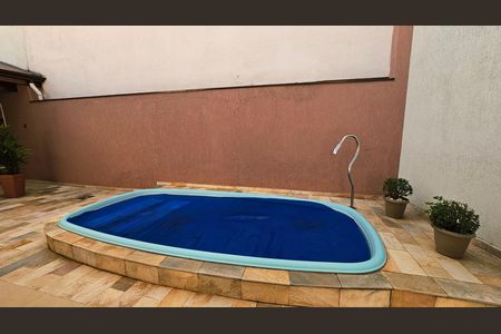 Casa à venda com 241m², 4 quartos e 4 vagas