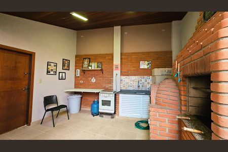 Casa à venda com 241m², 4 quartos e 4 vagas