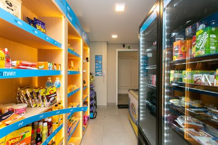 Apartamento para alugar com 52m², 2 quartos e sem vaga Apartamento para alugar com 52m², 2 quartos e sem vagaÁrea comum - Mercadinho