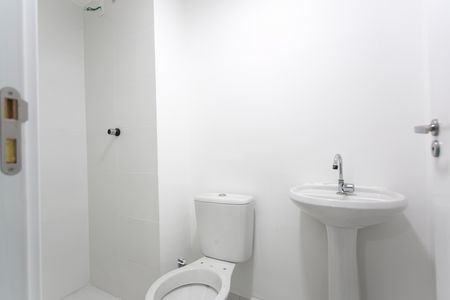 Apartamento para alugar com 52m², 2 quartos e sem vaga Apartamento para alugar com 52m², 2 quartos e sem vagaBanheiro
