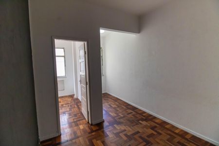 Sala de apartamento para alugar com 2 quartos, 80m² em Centro, Niterói