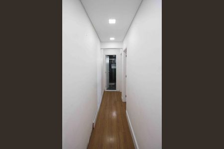 Apartamento para alugar com 70m², 2 quartos e 1 vagaCorredor
