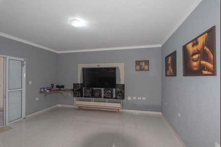 Casa à venda com 430m², 5 quartos e 4 vagas Casa à venda com 430m², 5 quartos e 4 vagasSala 2
