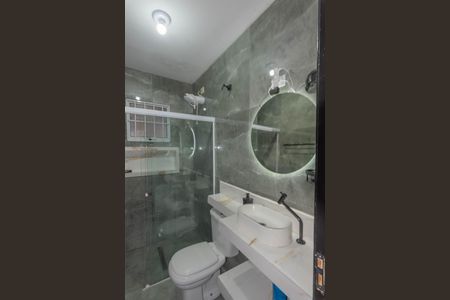 Casa à venda com 430m², 5 quartos e 4 vagas Casa à venda com 430m², 5 quartos e 4 vagasBanheiro da Suíte 3