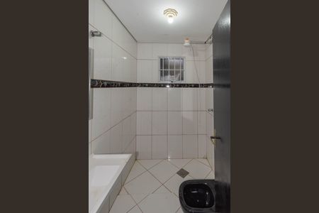 Casa à venda com 430m², 5 quartos e 4 vagas Casa à venda com 430m², 5 quartos e 4 vagasBanheiro 2