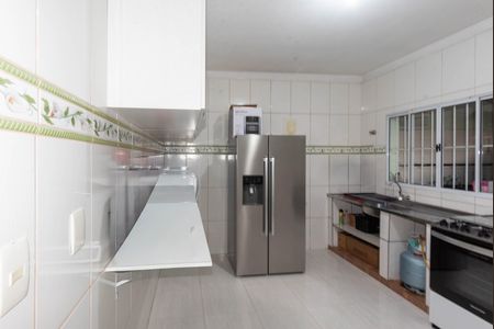 Casa à venda com 430m², 5 quartos e 4 vagas Casa à venda com 430m², 5 quartos e 4 vagasCozinha 2