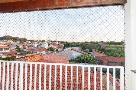 Casa à venda com 430m², 5 quartos e 4 vagas Casa à venda com 430m², 5 quartos e 4 vagasVista da Suíte 3