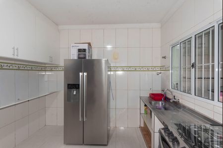Casa à venda com 430m², 5 quartos e 4 vagas Casa à venda com 430m², 5 quartos e 4 vagasCozinha 2