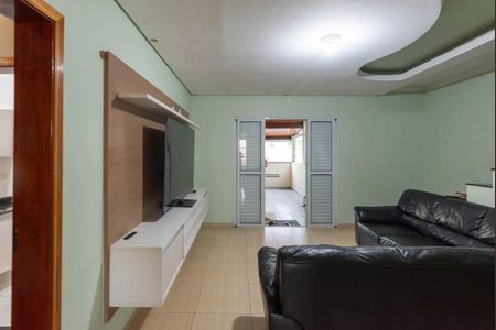 Casa à venda com 430m², 5 quartos e 4 vagas Casa à venda com 430m², 5 quartos e 4 vagasSala