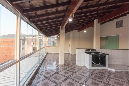 Casa à venda com 430m², 5 quartos e 4 vagas Casa à venda com 430m², 5 quartos e 4 vagasSalão