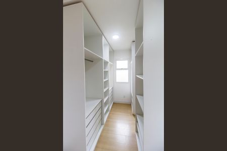 Apartamento para alugar com 113m², 3 quartos e 2 vagas Apartamento para alugar com 113m², 3 quartos e 2 vagasCloset da suíte