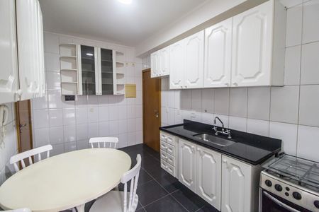 Apartamento para alugar com 113m², 3 quartos e 2 vagas Apartamento para alugar com 113m², 3 quartos e 2 vagasCozinha