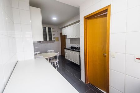 Apartamento para alugar com 113m², 3 quartos e 2 vagas Apartamento para alugar com 113m², 3 quartos e 2 vagasÁrea de Serviço