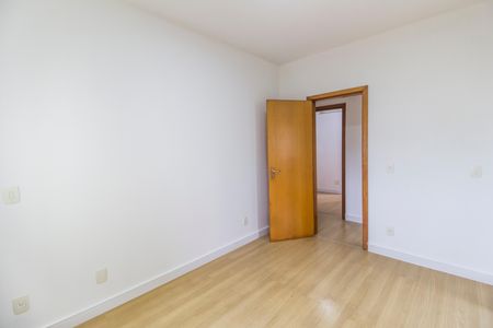 Apartamento para alugar com 113m², 3 quartos e 2 vagas Apartamento para alugar com 113m², 3 quartos e 2 vagasSuíte