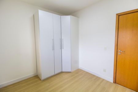 Apartamento para alugar com 113m², 3 quartos e 2 vagas Apartamento para alugar com 113m², 3 quartos e 2 vagasQuarto 2