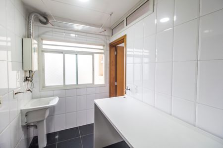 Apartamento para alugar com 113m², 3 quartos e 2 vagas Apartamento para alugar com 113m², 3 quartos e 2 vagasÁrea de Serviço