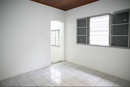 Casa para alugar com 192m², 3 quartos e 2 vagas Casa para alugar com 192m², 3 quartos e 2 vagasQuarto 2 - Casa 2