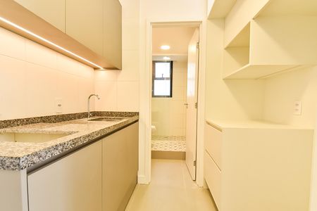 Studio para alugar com 56m², 1 quarto e sem vaga Studio para alugar com 56m², 1 quarto e sem vagaCozinha