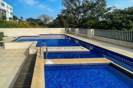 Apartamento para alugar com 58m², 1 quarto e 1 vaga Apartamento para alugar com 58m², 1 quarto e 1 vagaÁrea comum - Piscina