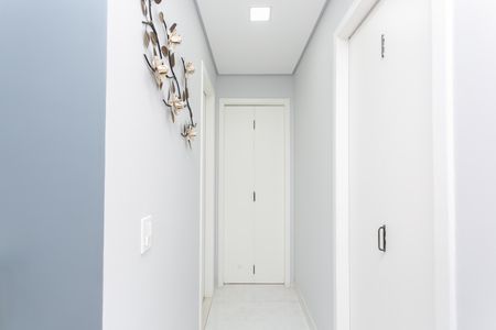Apartamento à venda com 44m², 2 quartos e 1 vaga Apartamento à venda com 44m², 2 quartos e 1 vagaCorredor do Quarto
