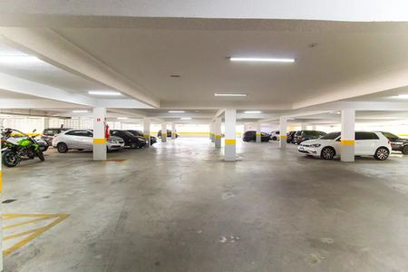 Apartamento à venda com 44m², 2 quartos e 1 vaga Apartamento à venda com 44m², 2 quartos e 1 vagaGaragem