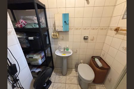 Casa à venda com 250m², 4 quartos e 2 vagas Casa à venda com 250m², 4 quartos e 2 vagasBanheiro da Suíte 1