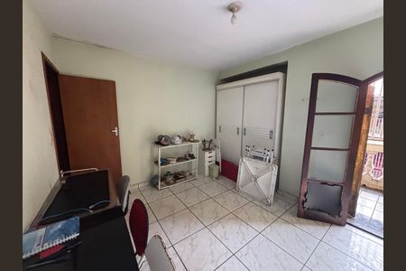 Casa à venda com 250m², 4 quartos e 2 vagas Casa à venda com 250m², 4 quartos e 2 vagasQuarto 3