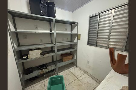 Casa à venda com 250m², 4 quartos e 2 vagas Casa à venda com 250m², 4 quartos e 2 vagasÁrea de Serviço
