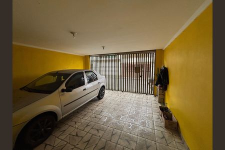 Casa à venda com 250m², 4 quartos e 2 vagas Casa à venda com 250m², 4 quartos e 2 vagasGaragem