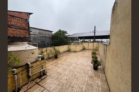 Casa à venda com 250m², 4 quartos e 2 vagas Casa à venda com 250m², 4 quartos e 2 vagasQuintal