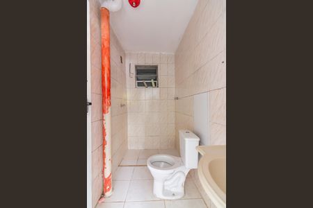 Banheiro de casa para alugar com 1 quarto, 42m² em Veloso, Osasco