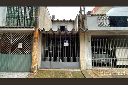 Casa para alugar com 52m², 2 quartos e 1 vaga Casa para alugar com 52m², 2 quartos e 1 vagaFachada+Placa