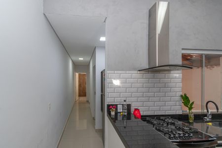 Casa para alugar com 61m², 2 quartos e 1 vaga Casa para alugar com 61m², 2 quartos e 1 vagaCorredor