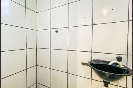 Banheiro  de casa para alugar com 1 quarto, 35m² em Jardim Matarazzo, São Paulo