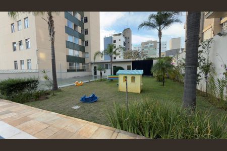Apartamento para alugar com 160m², 3 quartos e 2 vagas