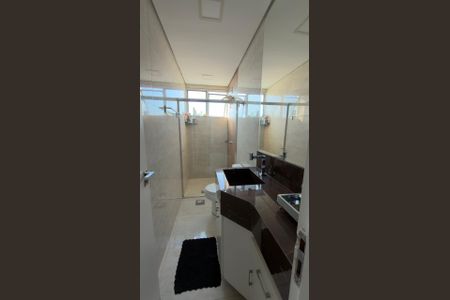 Apartamento para alugar com 160m², 3 quartos e 2 vagas Apartamento para alugar com 160m², 3 quartos e 2 vagasBanheiro