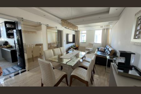 Sala de apartamento para alugar com 3 quartos, 160m² em Buritis, Belo Horizonte