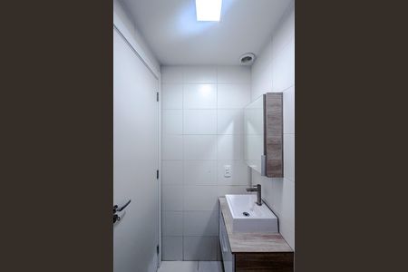 Apartamento à venda com 35m², 2 quartos e sem vaga Apartamento à venda com 35m², 2 quartos e sem vagaBanheiro