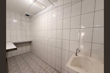 Casa para alugar com 70m², 2 quartos e 1 vagaÁrea de Serviço