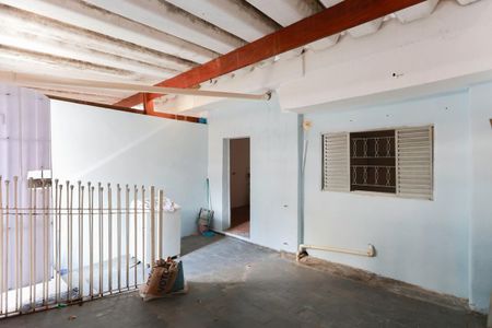 Casa para alugar com 60m², 1 quarto e 1 vagaEntrada e garagem